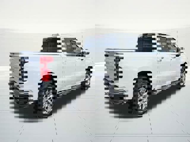 Used 2021 Chevrolet Silverado 1500 LTZ w/ Z71 Off-Road Package image 5