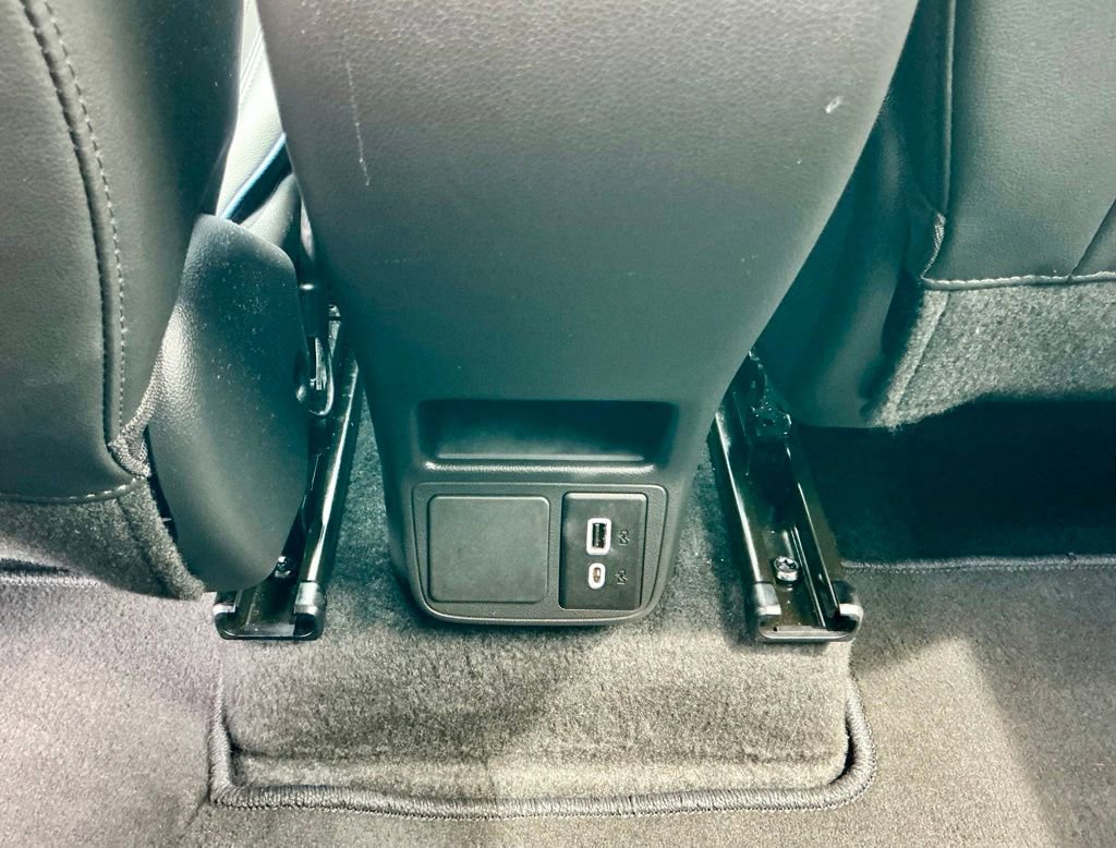 Used 2025 Buick Encore GX Sport Touring w/ Advanced Technology Package FWD image 33