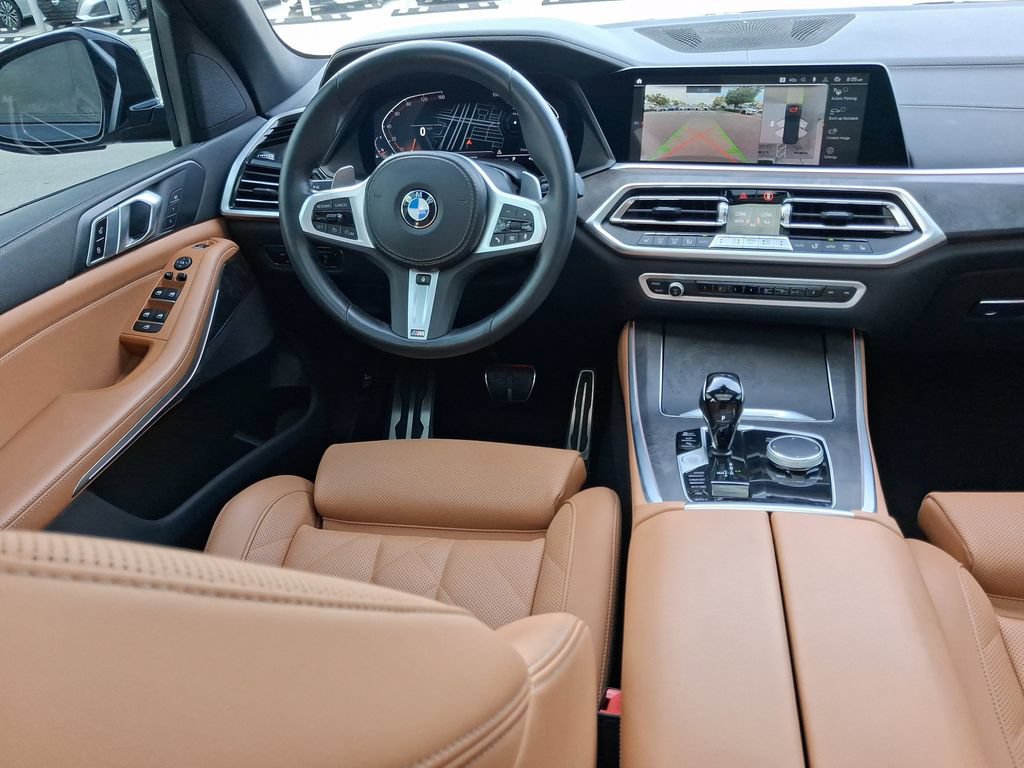 Used 2023 BMW X5 xDrive40i w/ M Sport Package AWD/4WD image 10