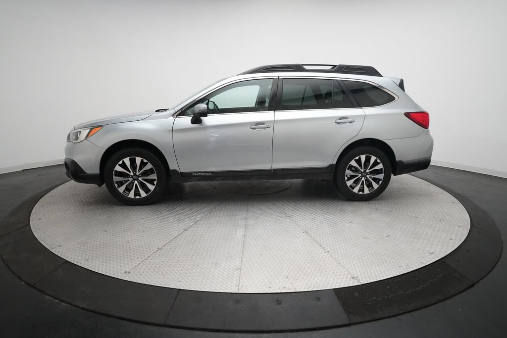 Used 2017 Subaru Outback 2.5i Limited AWD/4WD image 25