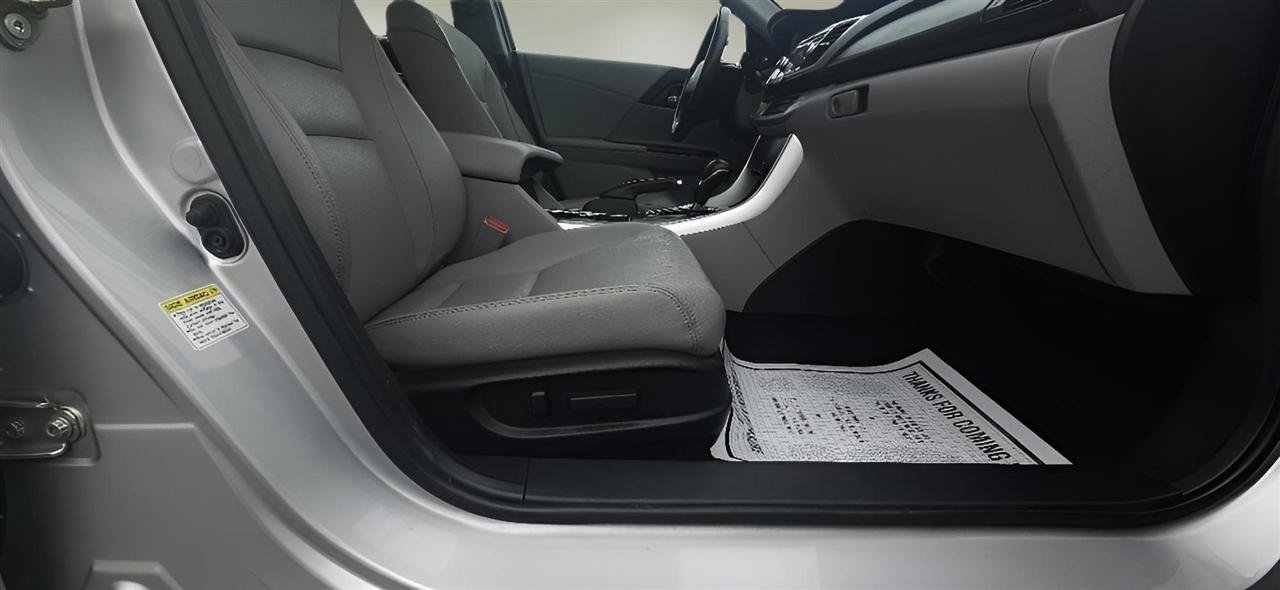 Used 2015 Honda Accord EX-L image 29
