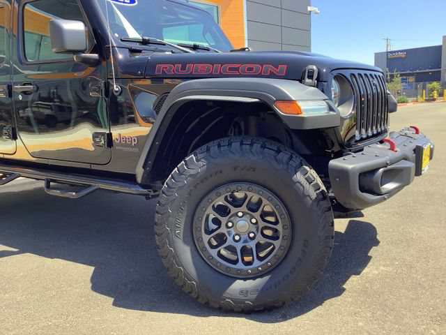 Used 2022 Jeep Wrangler Unlimited Rubicon w/ Xtreme Recon 35" Tire Package AWD/4WD image 3