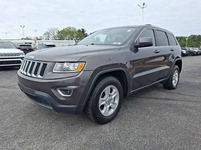 Used 2014 Jeep Grand Cherokee Laredo w/ Quick Order Package 23E AWD/4WD image 3