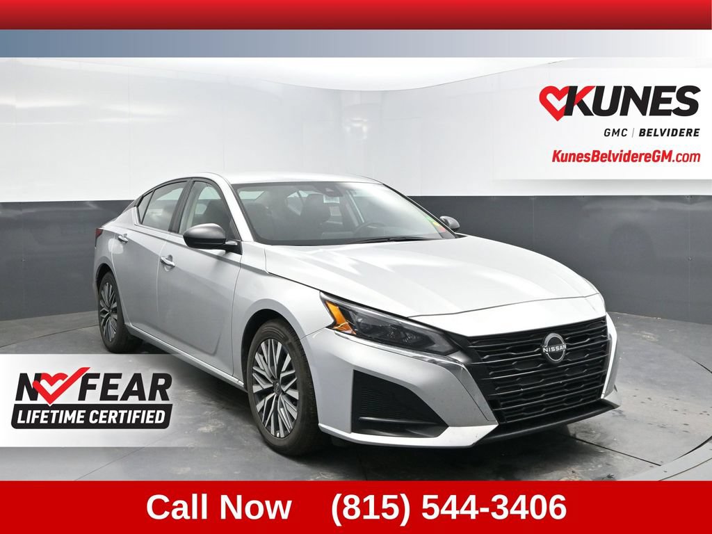 Used 2025 Nissan Altima 2.5 SV