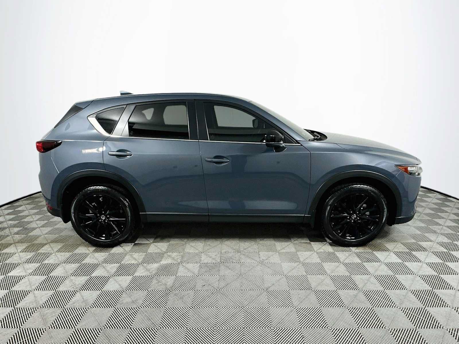 Used 2021 MAZDA CX-5 Carbon Edition FWD image 8