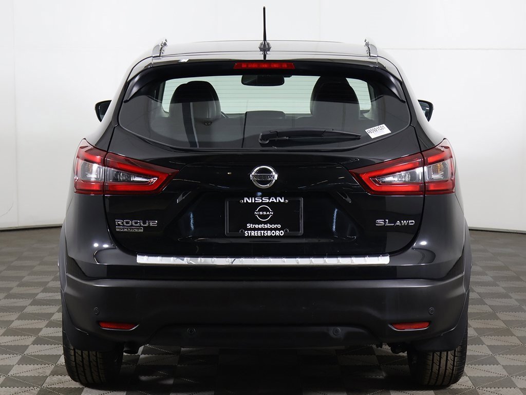 Used 2022 Nissan Rogue Sport SL w/ Premium Package image 14