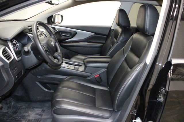 Used 2023 Nissan Murano SV image 10