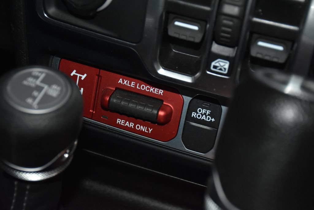 Used 2024 Jeep Wrangler Unlimited AWD/4WD image 20