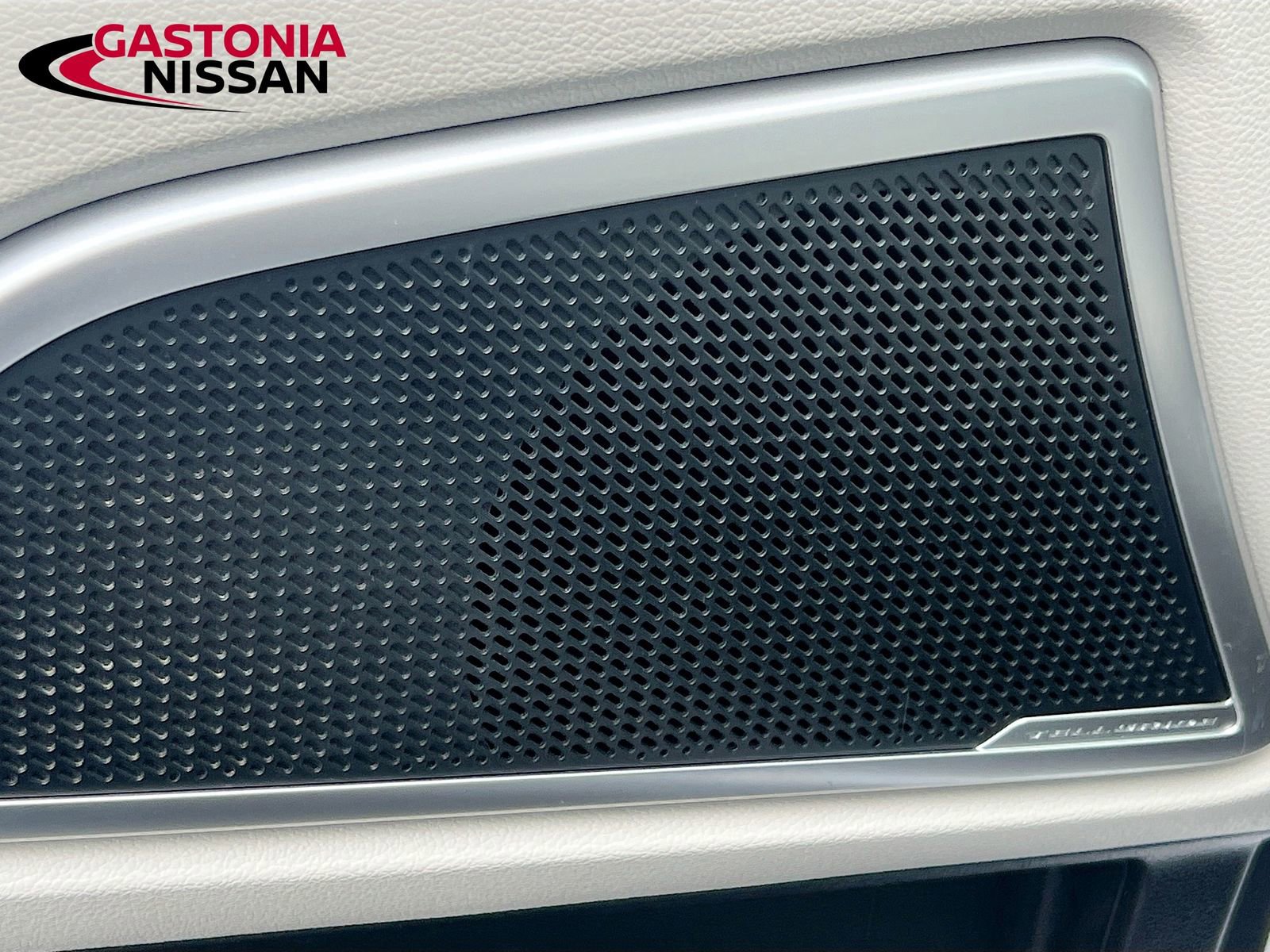 Used 2023 Kia Telluride S image 25