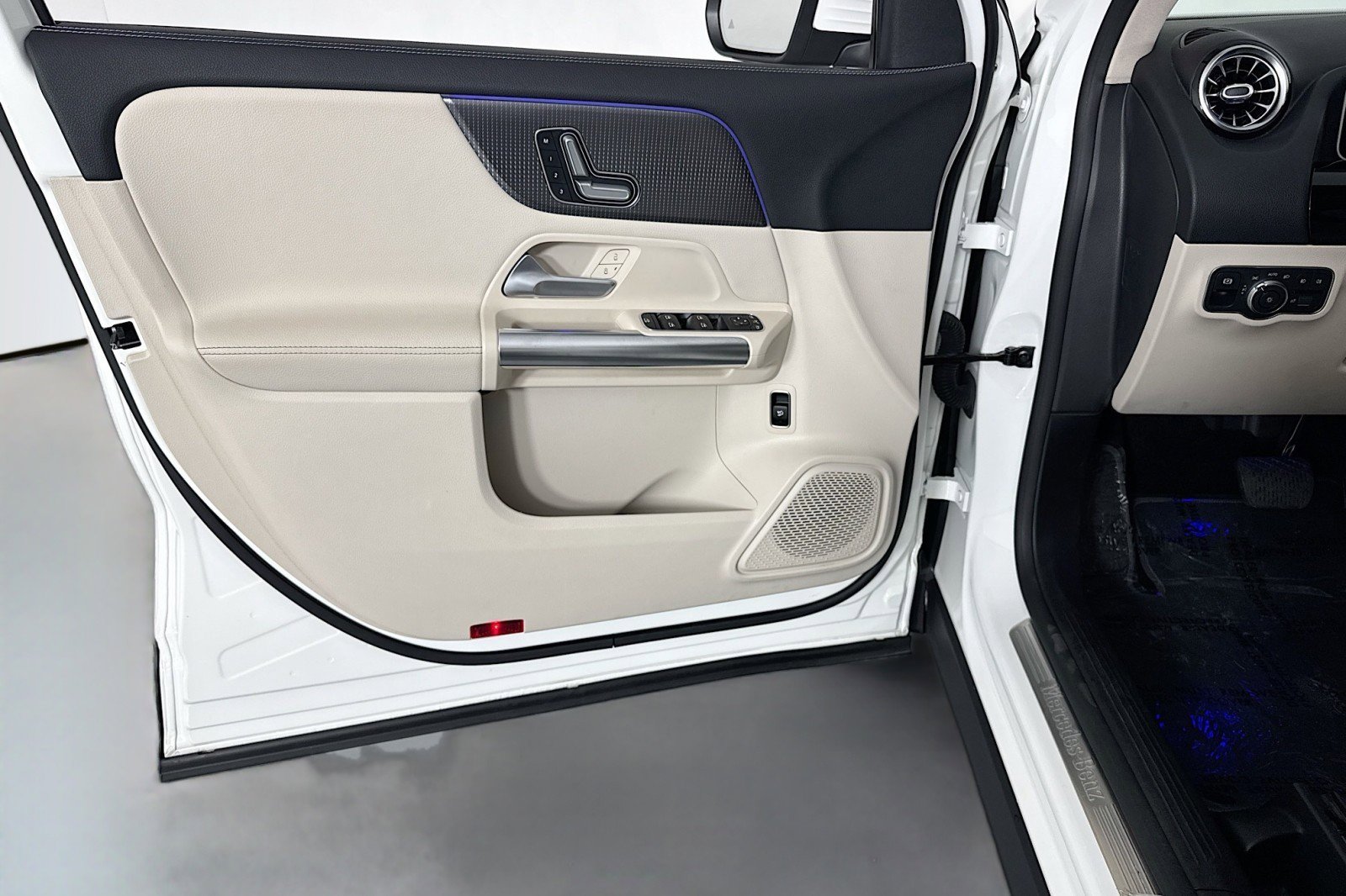 Certified 2021 Mercedes-Benz GLA 250 image 21