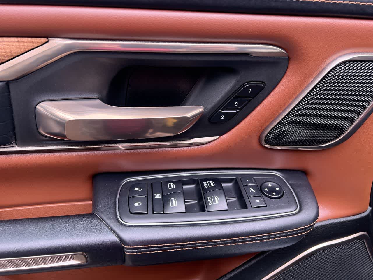 Used 2019 RAM 1500 Laramie Longhorn AWD/4WD image 13
