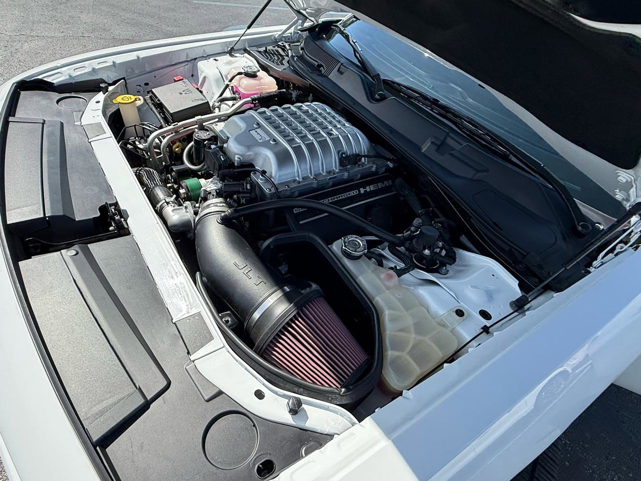 Used 2020 Dodge Challenger SRT Hellcat image 38