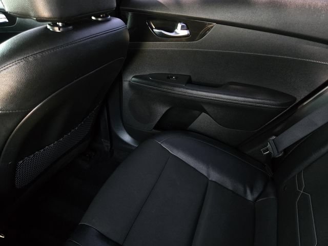 Certified 2022 Kia Forte GT-Line w/ GT-Line Technology Package FWD image 12