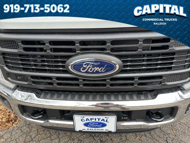 New 2026 Ford F250 XL w/ XL Chrome Package image 10