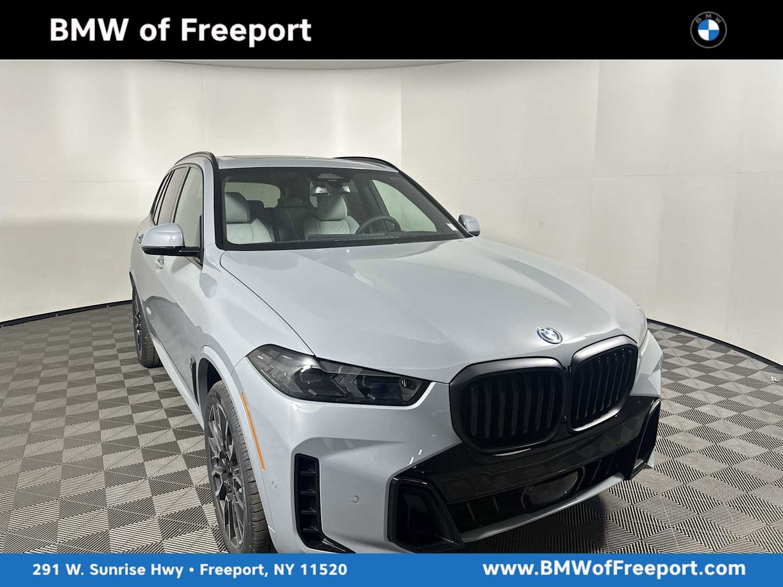 New 2026 BMW X5 xDrive50e w/ M Sport Package