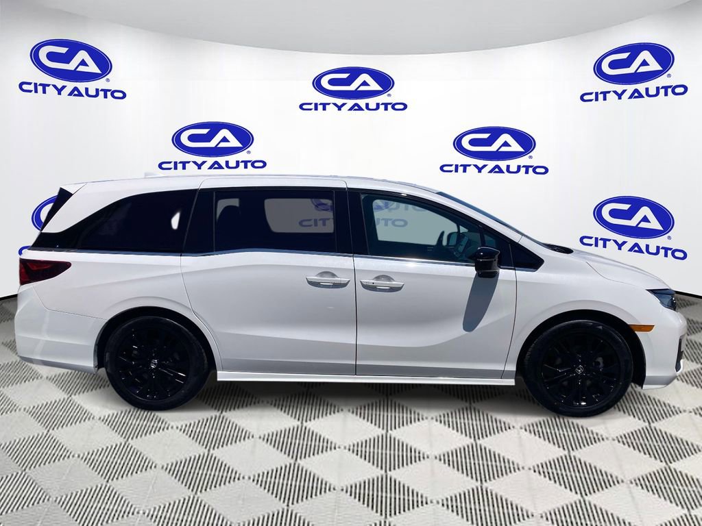 Used 2025 Honda Odyssey Sport-L image 2