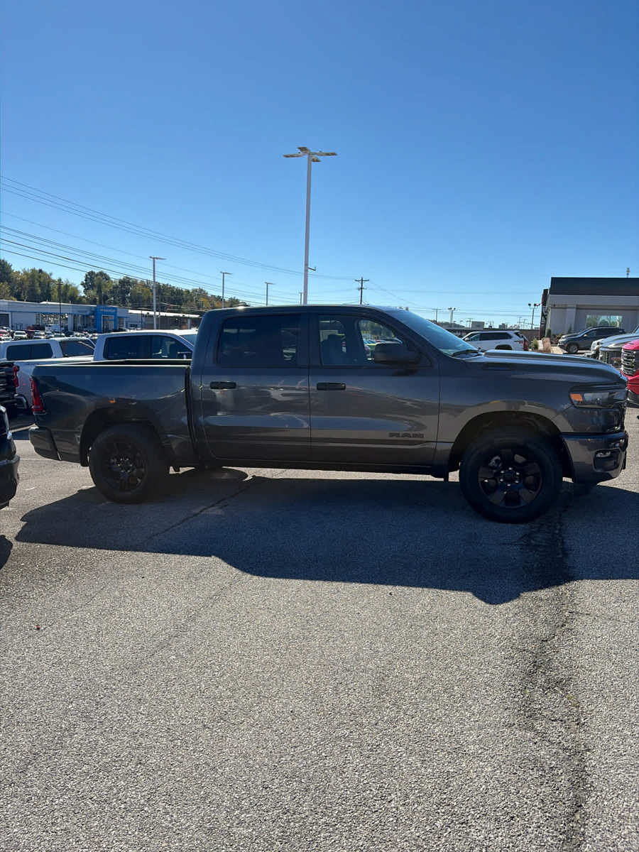 Used 2025 RAM 1500 Tradesman w/ Night Edition AWD/4WD image 17