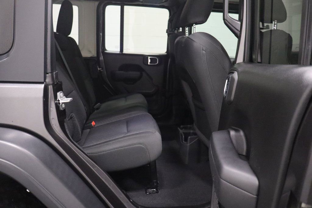 Certified 2022 Jeep Wrangler Unlimited Sport AWD/4WD image 18