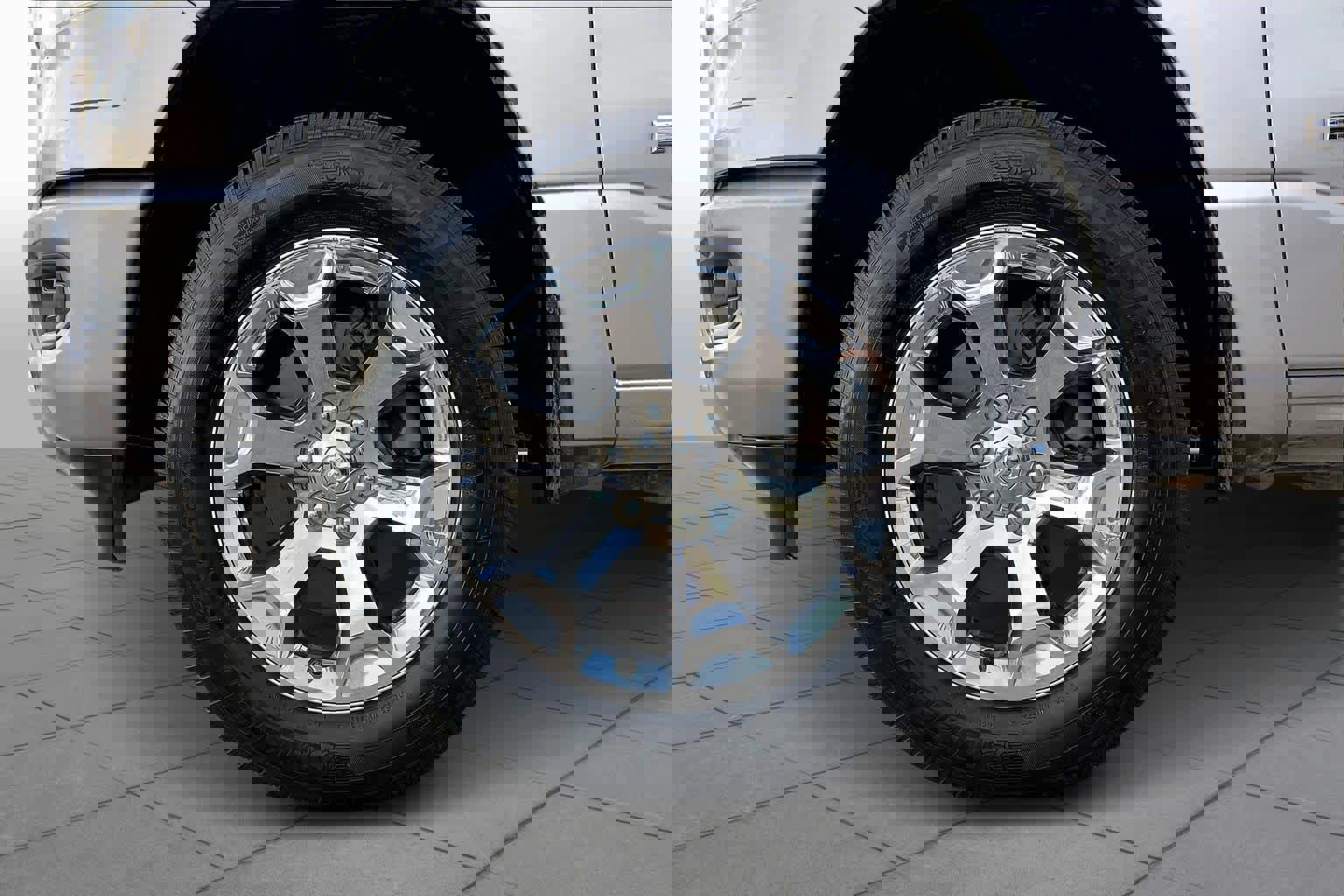 Used 2020 RAM 1500 Lone Star image 11