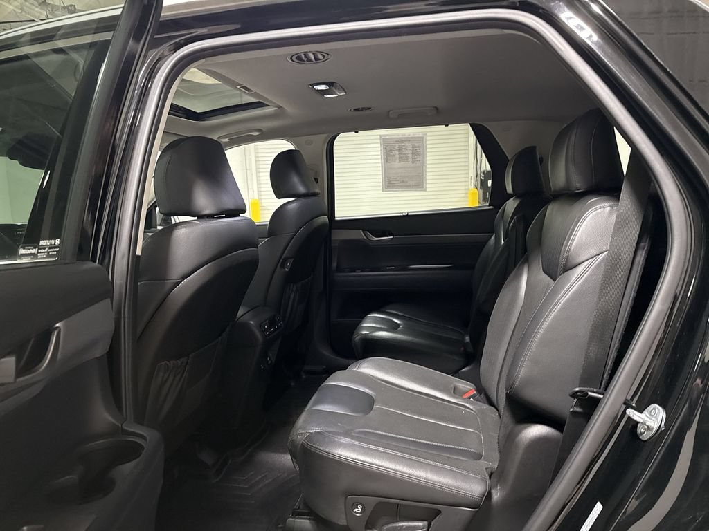 Used 2021 Hyundai Palisade SEL w/ Premium Package AWD/4WD image 24