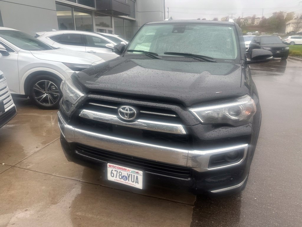 Used 2021 Toyota 4Runner Limited AWD/4WD image 4