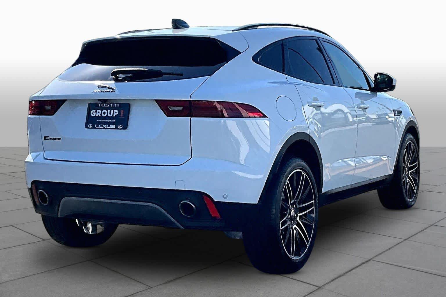Used 2022 Jaguar E-PACE SE AWD/4WD image 13