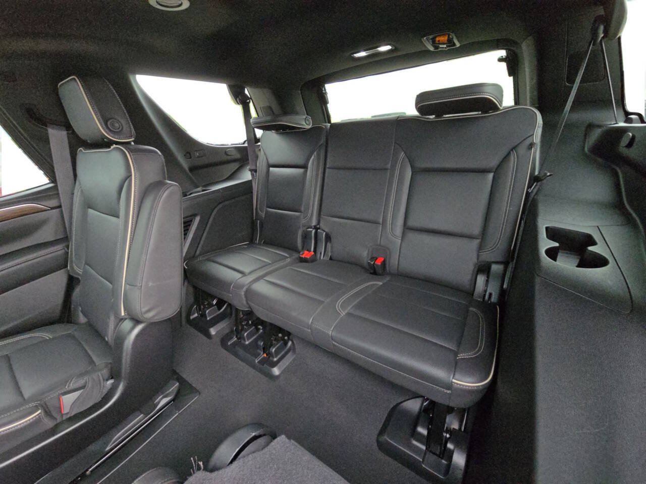 Used 2023 Chevrolet Tahoe Premier AWD/4WD image 39