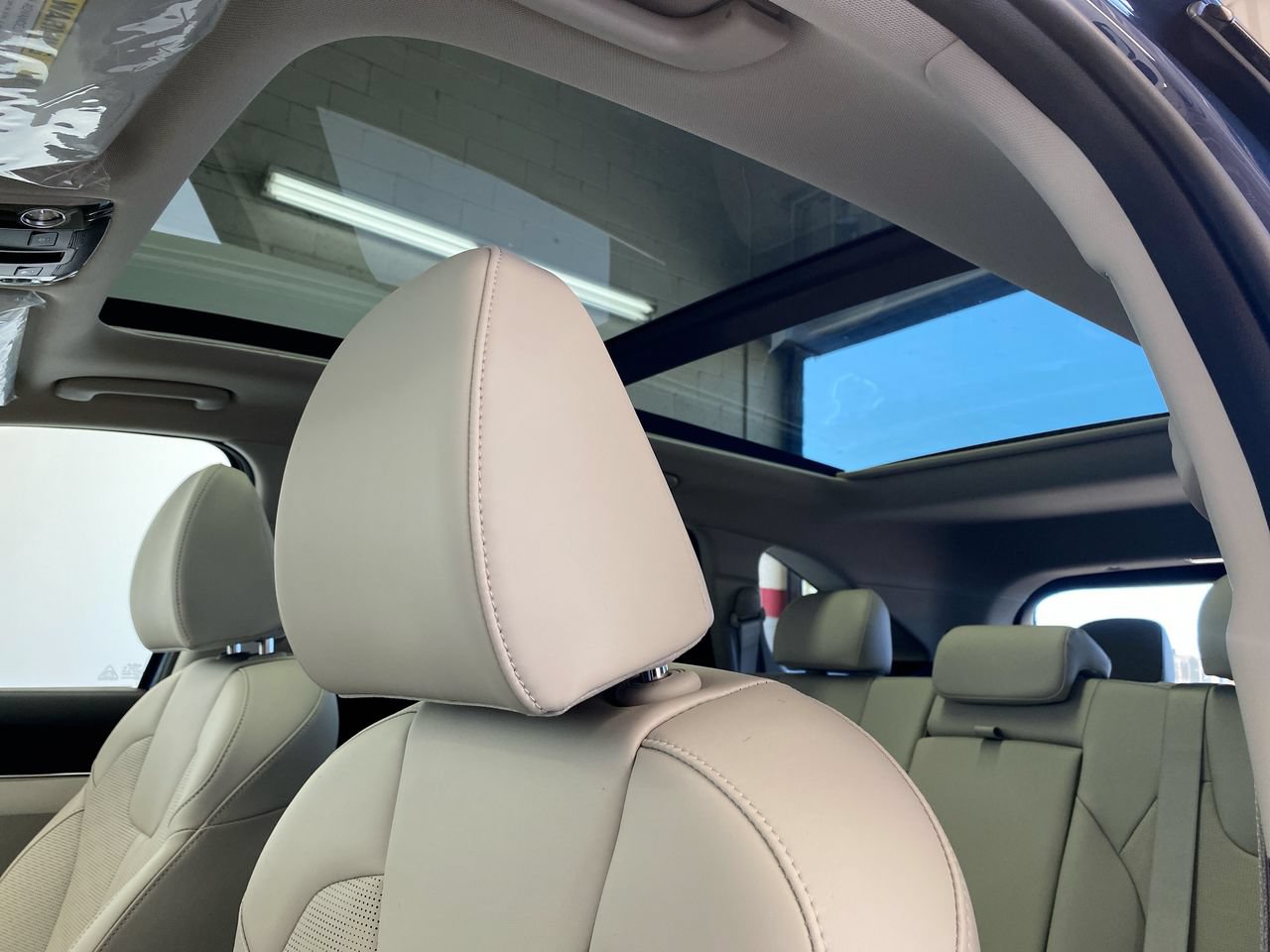 New 2026 Kia Sorento S FWD image 19