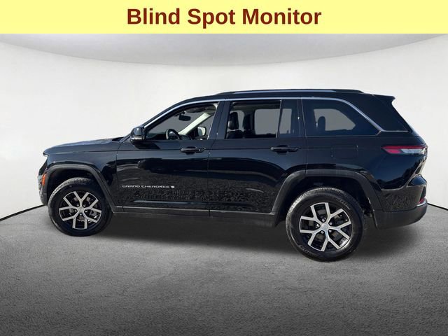Used 2024 Jeep Grand Cherokee Limited image 6