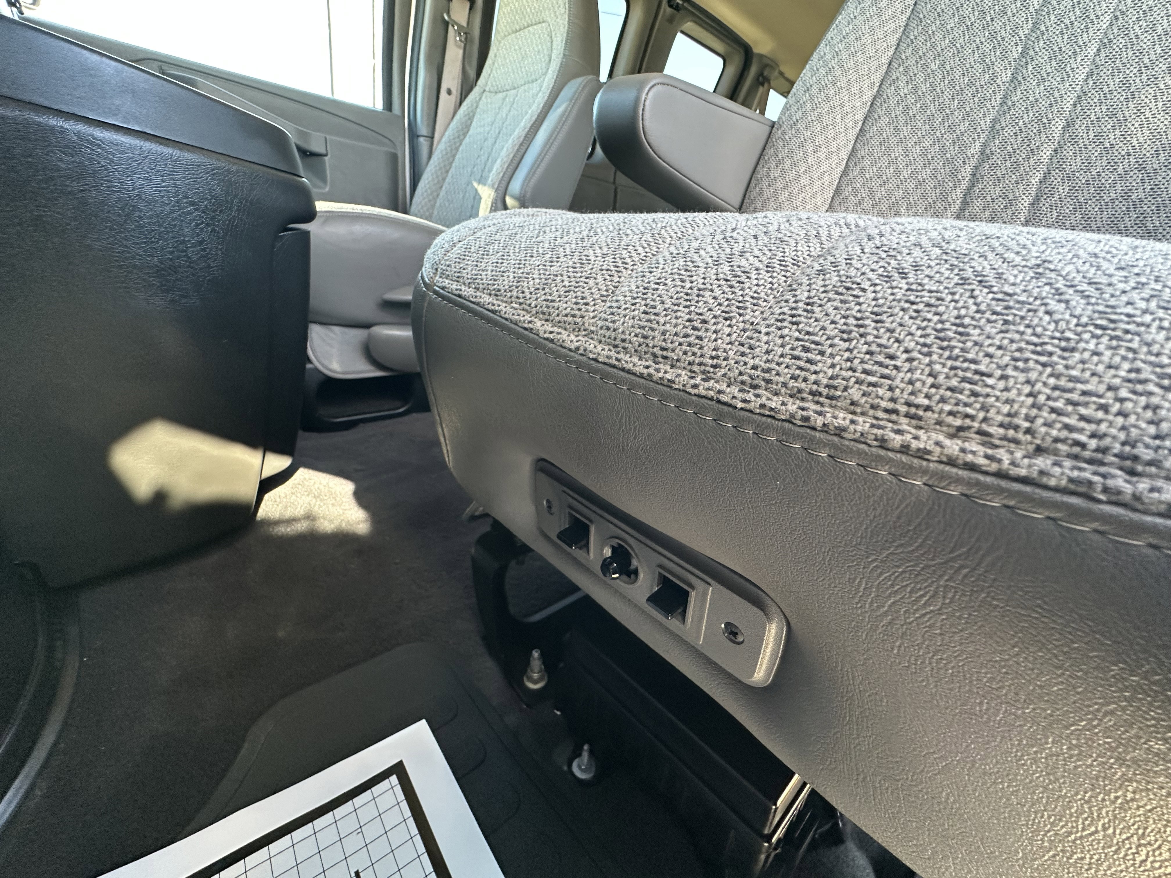 Used 2024 Chevrolet Express 2500 LT w/ LT Preferred Equipment Group image 14