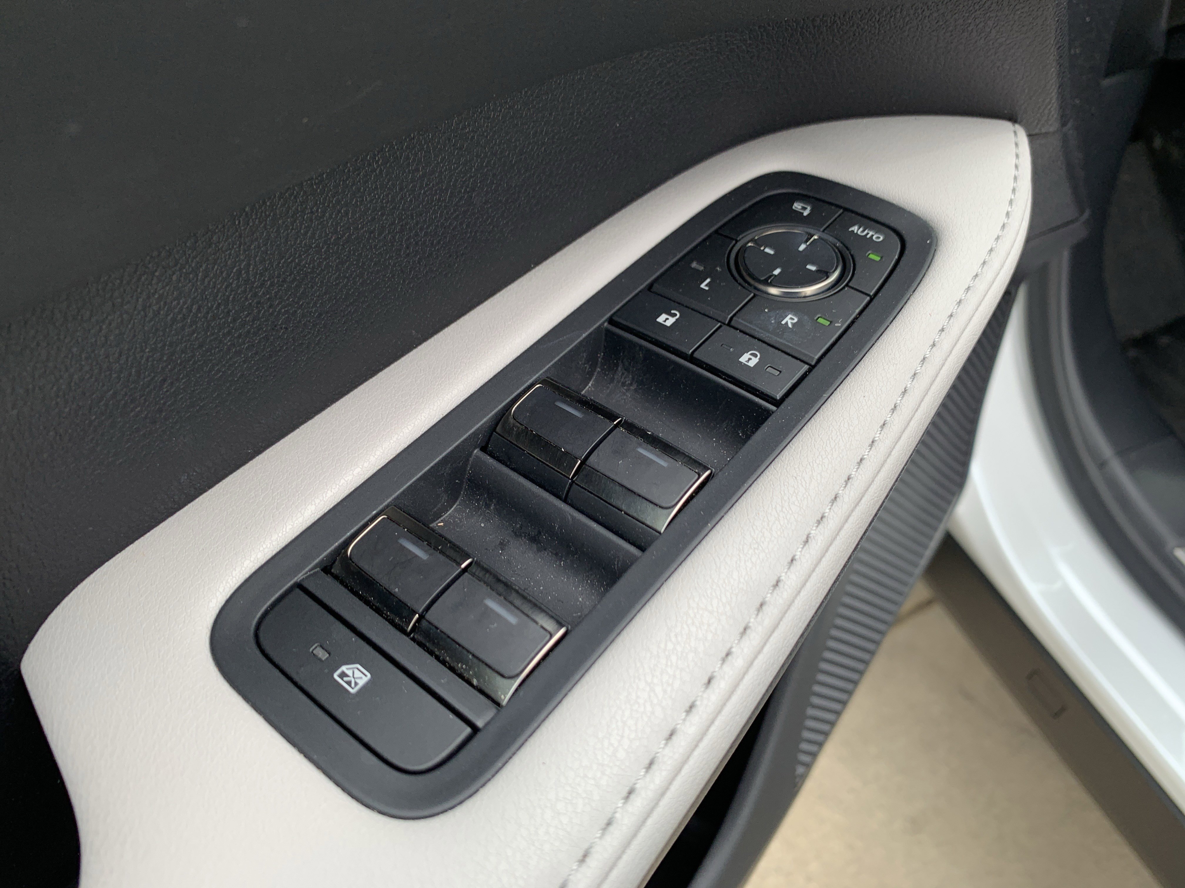 Certified 2024 Lexus RX 350 Premium w/ Cold Area Package image 15