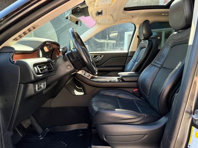 Used 2020 Lincoln Aviator Reserve w/ Equipment Group 201A image 10