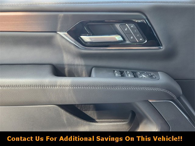 New 2026 GMC Yukon Denali w/ Sun & Power Step Package image 17