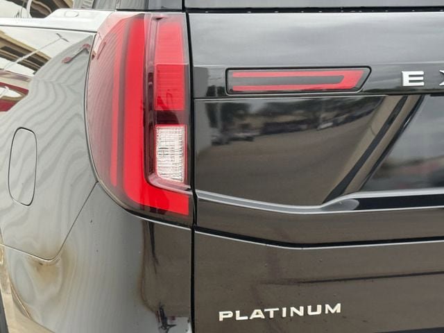 Used 2025 Ford Expedition Max Platinum image 6