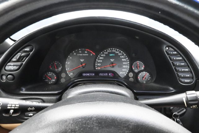 Used 2001 Chevrolet Corvette Convertible w/ Preferred Equipment Group2 RWD image 34