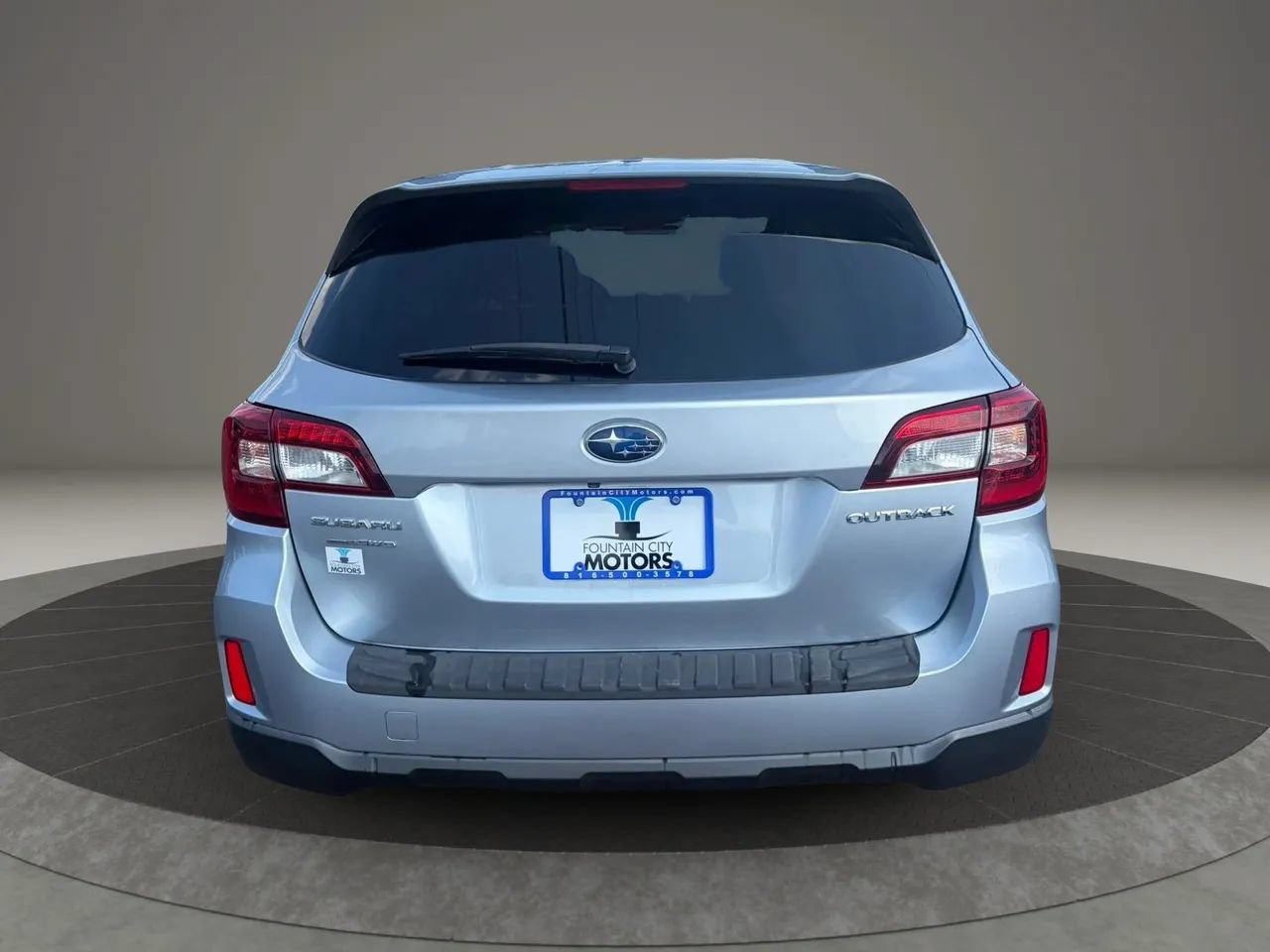 Used 2015 Subaru Outback 2.5i Limited AWD/4WD image 4