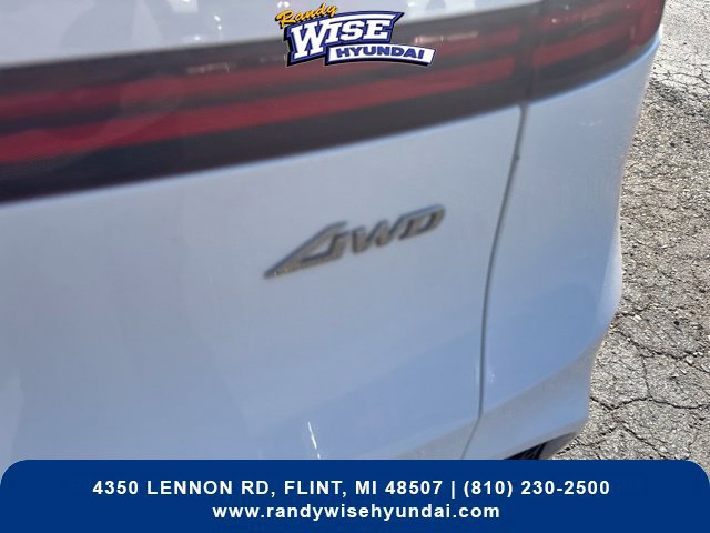 Used 2025 Genesis GV70 2.5T AWD/4WD image 36