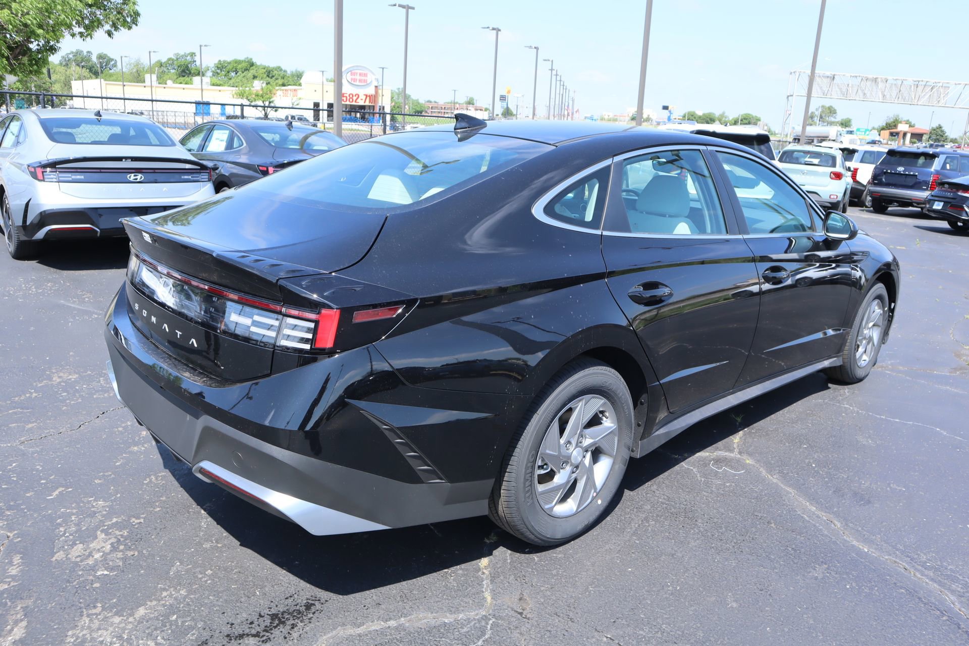 New 2026 Hyundai Sonata SE FWD image 19