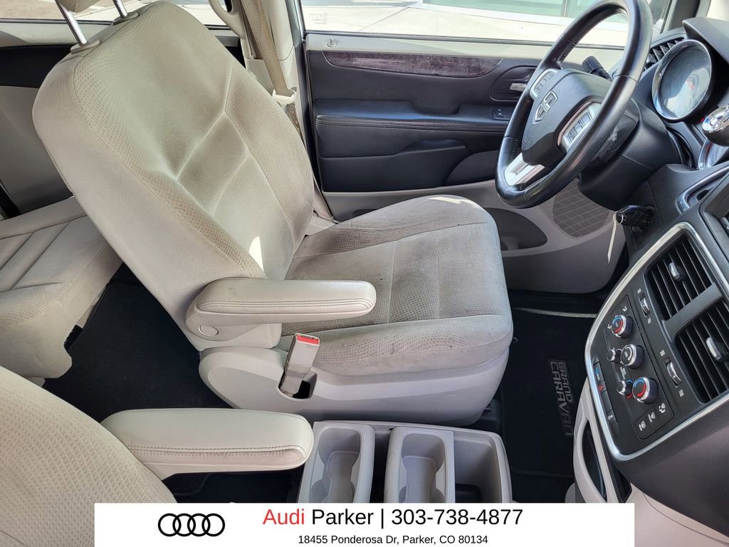 Used 2016 Dodge Grand Caravan SE w/ Quick Order Package 29E SE image 12