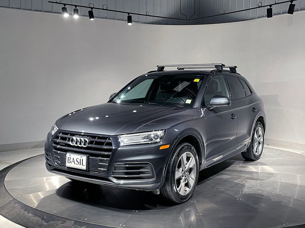 Used 2020 Audi Q5 2.0T Premium w/ Titanium Sport Package image 8