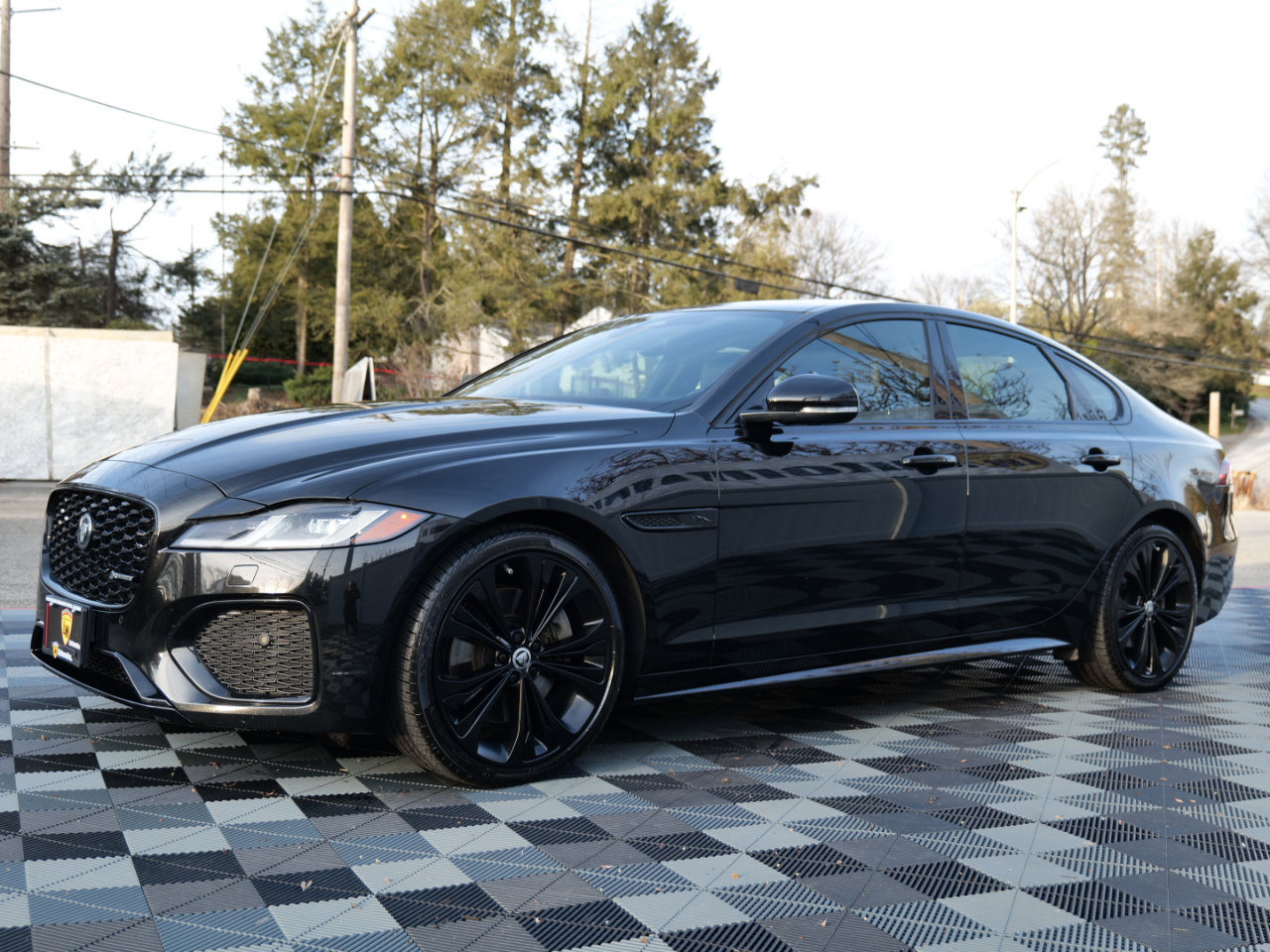 Used 2024 Jaguar XF R-Dynamic SE image 75
