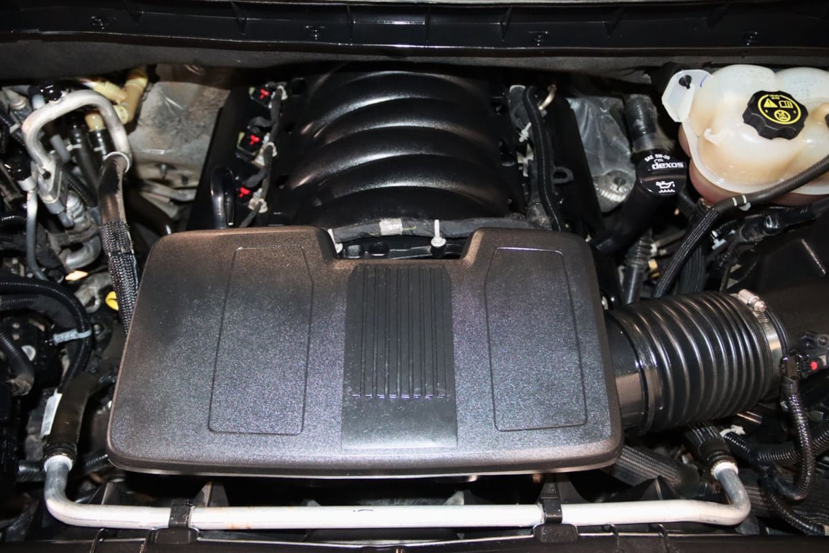 Used 2023 Chevrolet Suburban Premier AWD/4WD image 19