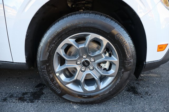 New 2025 Ford Maverick XLT w/ Equipment Group 302A image 13