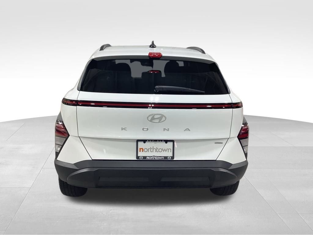 Used 2024 Hyundai Kona SEL image 6