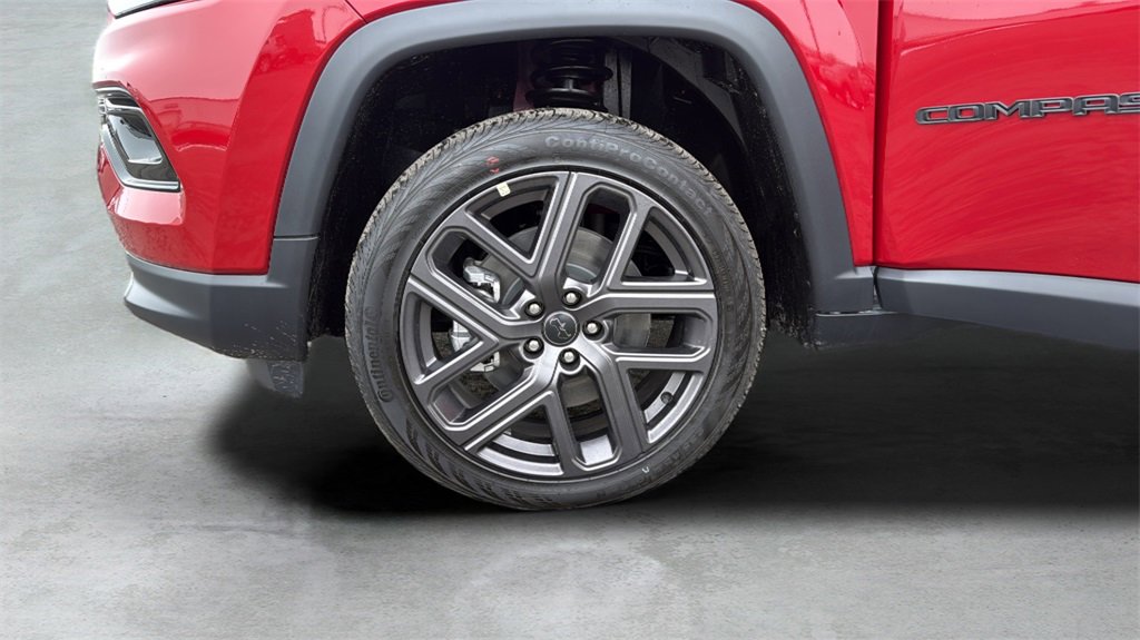 New 2026 Jeep Compass Limited image 38