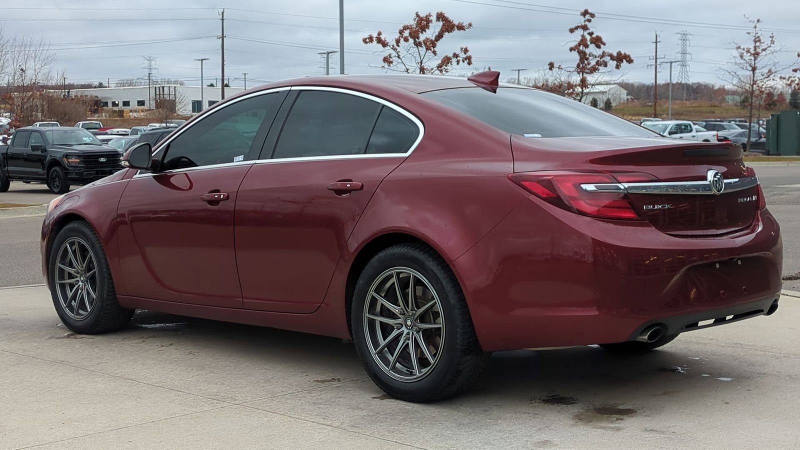 Used 2016 Buick Regal Premium w/ Driver Confidence Package #1 image 3