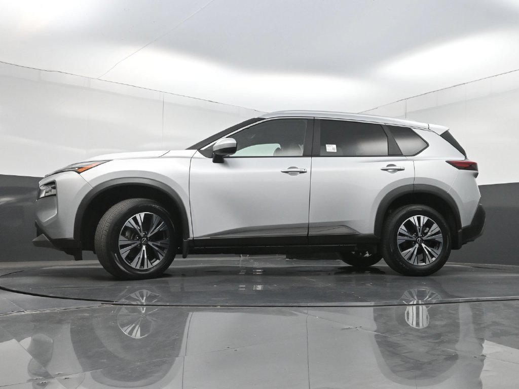 Used 2023 Nissan Rogue SV w/ SV Premium B Package FWD image 26