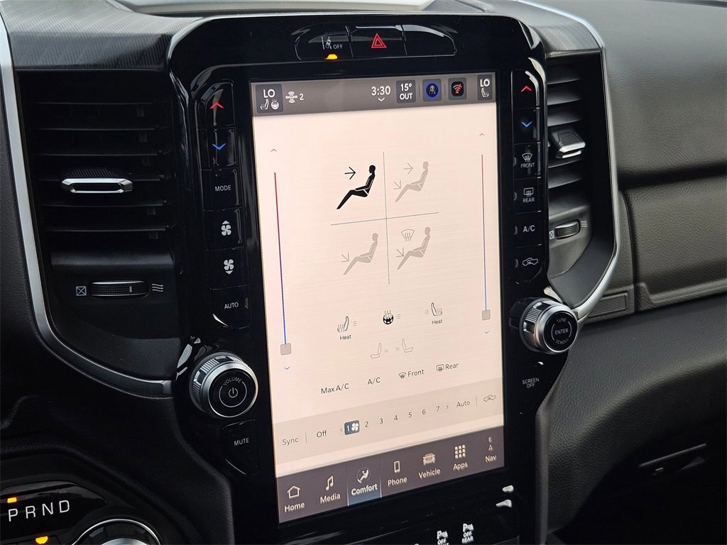 New 2026 RAM 1500 4x4 Crew Cab image 27