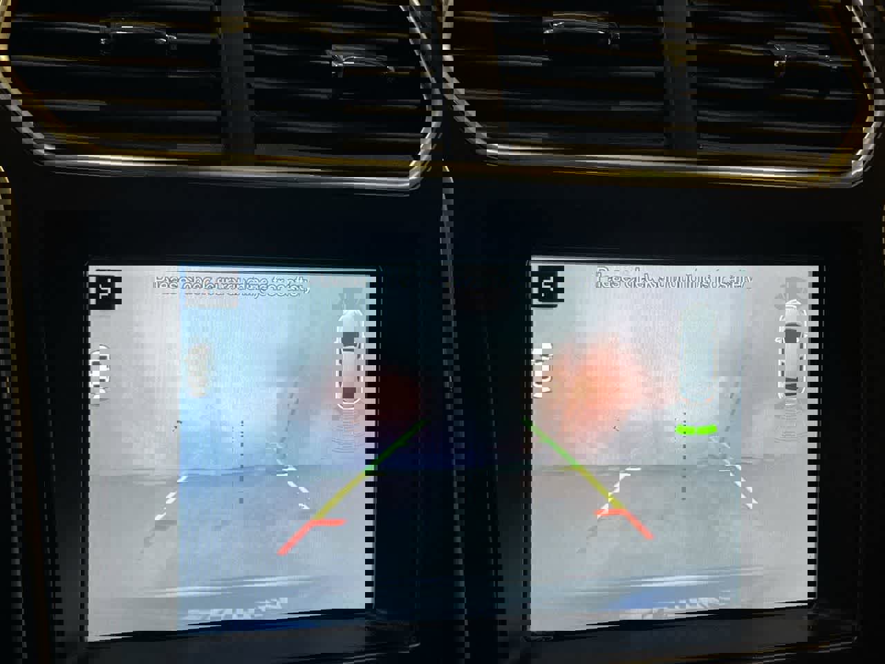 Used 2018 Ford Explorer Platinum image 17