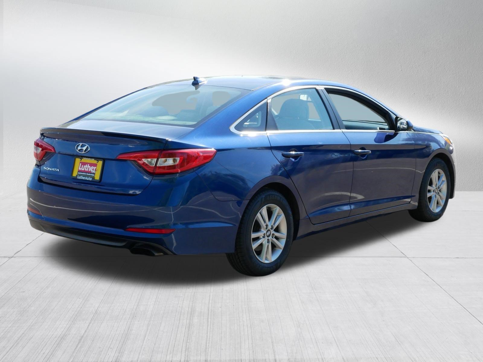 Used 2016 Hyundai Sonata SE FWD image 7